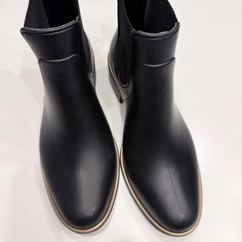 Kate Spade Sedgewick Black Rubber Bow Chelsea Rain Boots W 7 Matte Gold Trim